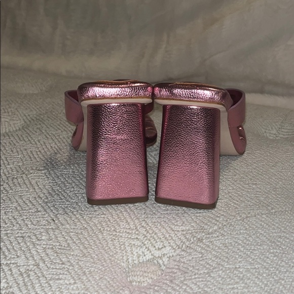 Jessica Simpson thick heel sandals - Picture 3 of 5